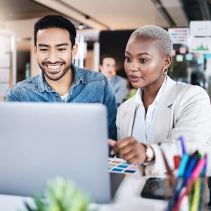 Navigating Career Advancement in Canada – Live Webinar